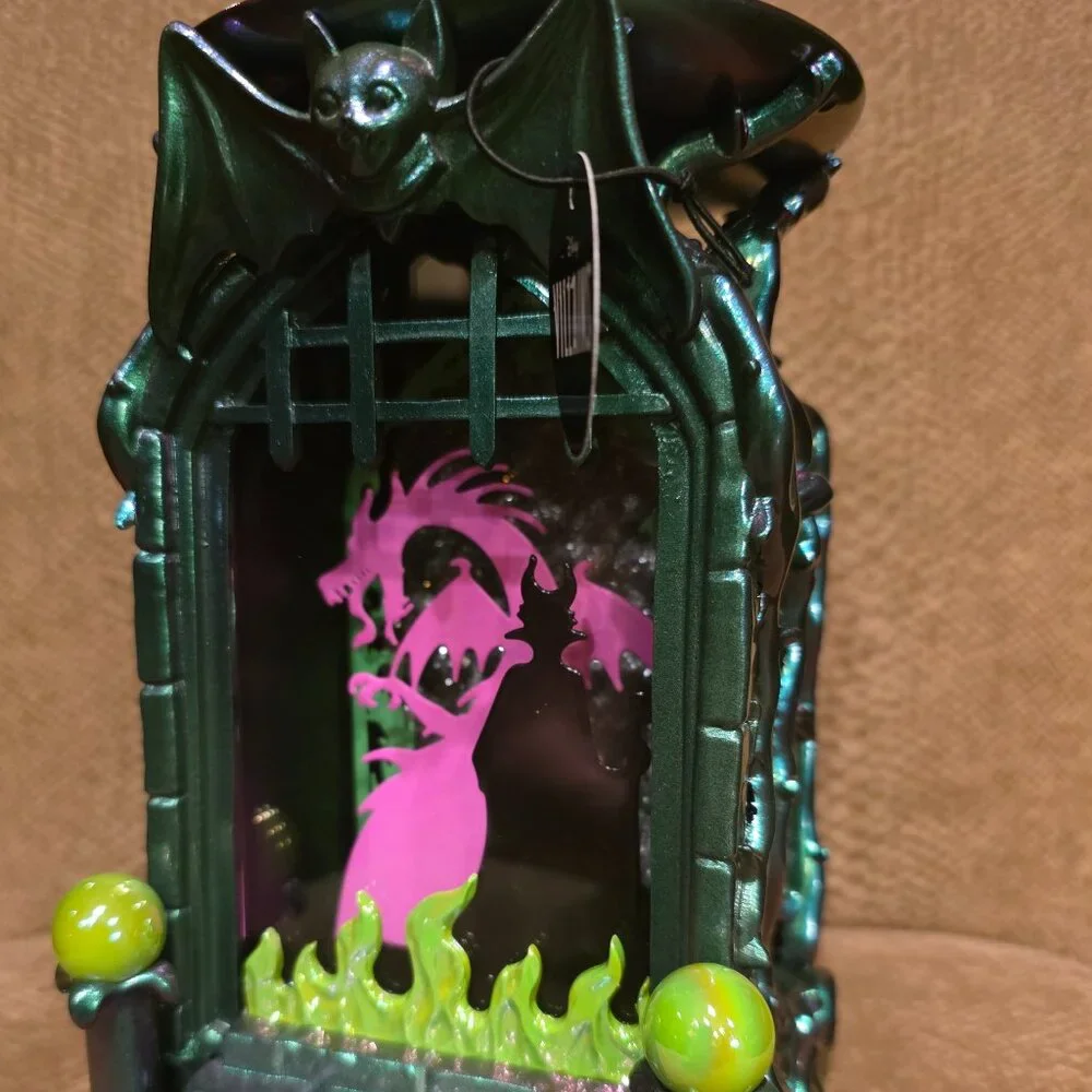Disney Villains MALEFICENT Dragon Dragon Castle Light-Up Heav Candle Holder NIB